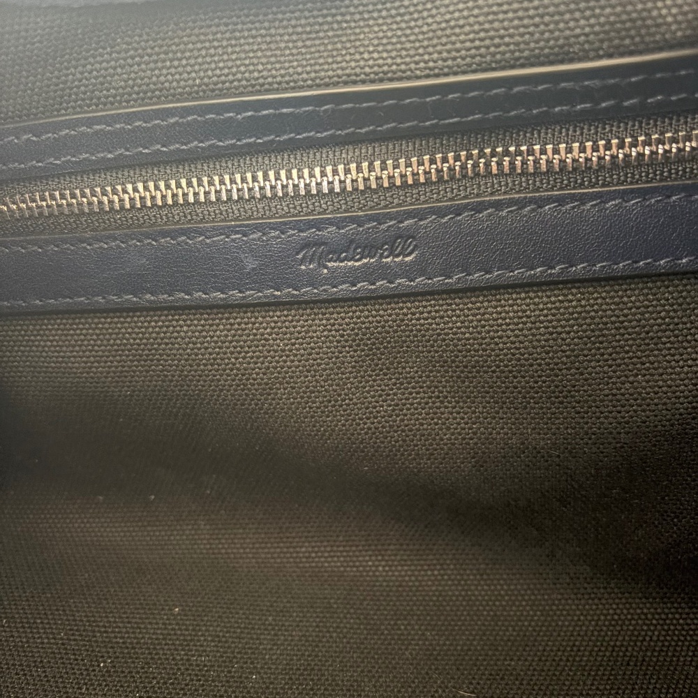 Madewell The Mylie Shoulder Bag - Picture 4 of 4